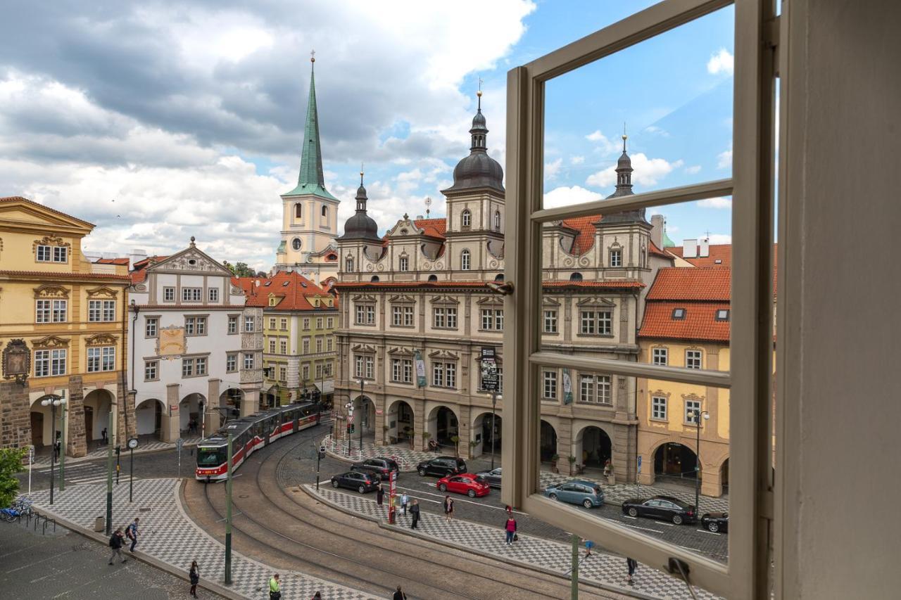 Miss Sophie'S Charles Bridge Hotel Praga Exterior foto