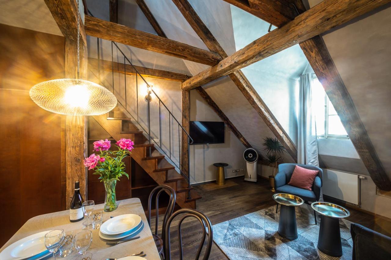 Miss Sophie'S Charles Bridge Hotel Praga Exterior foto
