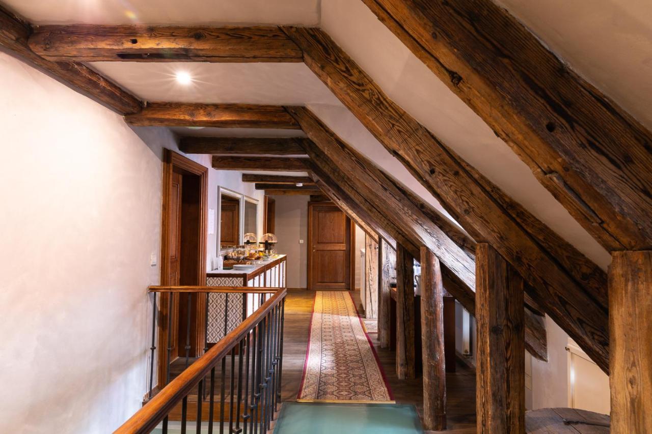 Miss Sophie'S Charles Bridge Hotel Praga Exterior foto