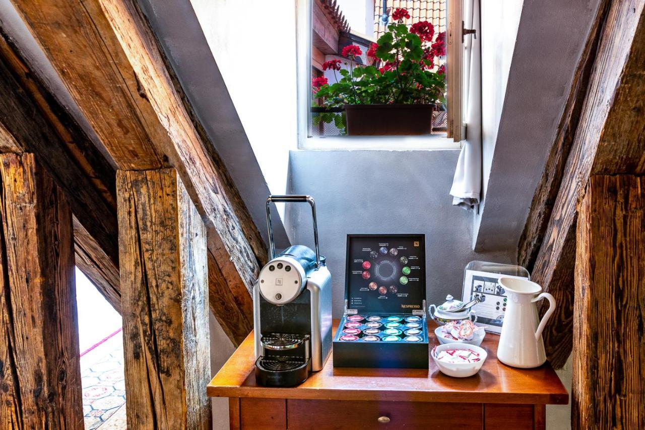 Miss Sophie'S Charles Bridge Hotel Praga Exterior foto
