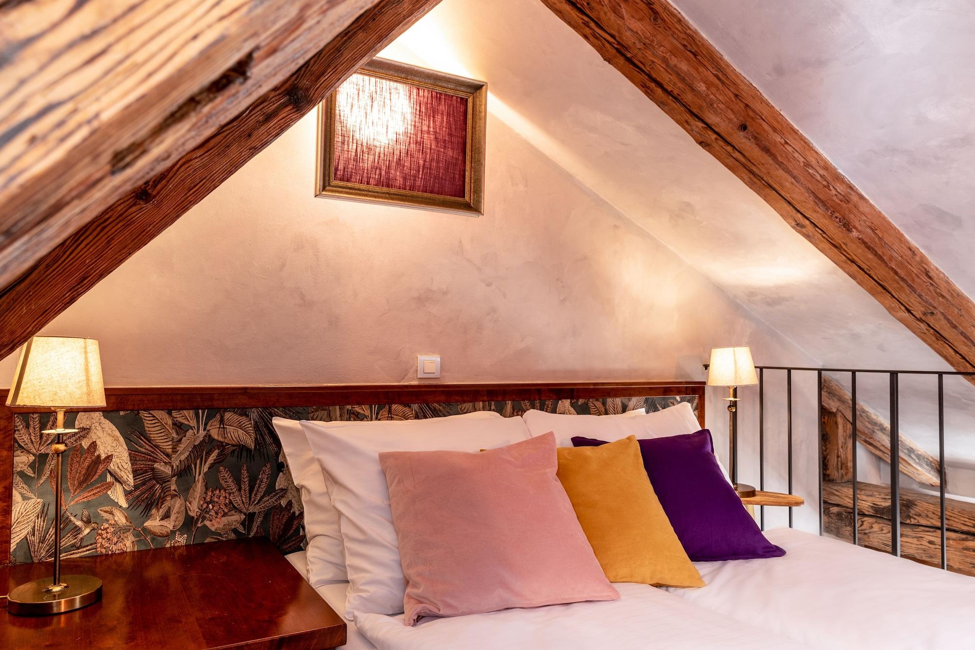 Miss Sophie'S Charles Bridge Hotel Praga Exterior foto