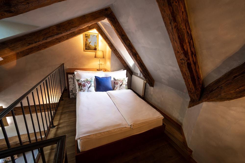 Miss Sophie'S Charles Bridge Hotel Praga Exterior foto